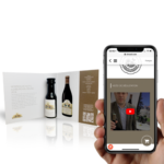 Campione di vino su cartoncino