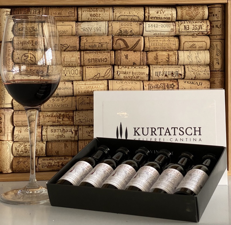 white sticker box us wine samples